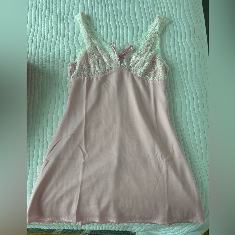 Elegant Lace Trim Pink Nightgown